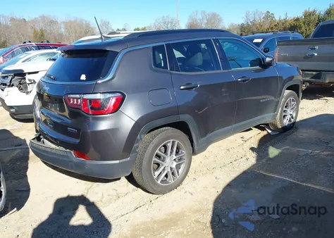 2020 Jeep Compass Sun And Safety 4X4 z USA, uszkodzony, nr VIN 3C4NJDBB5LT238894